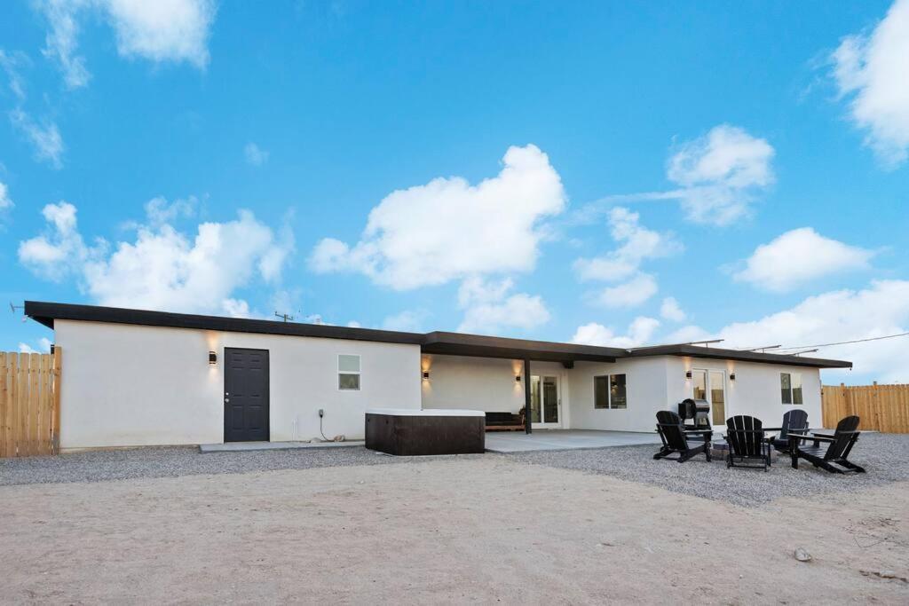 Star Gazers Modern Home On 5 Acres Of Land! Sunfair Heights Zewnętrze zdjęcie